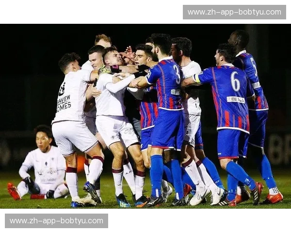 赤色信仰之巅：当“鹿岛鹿角vs”成为一种绿茵图腾